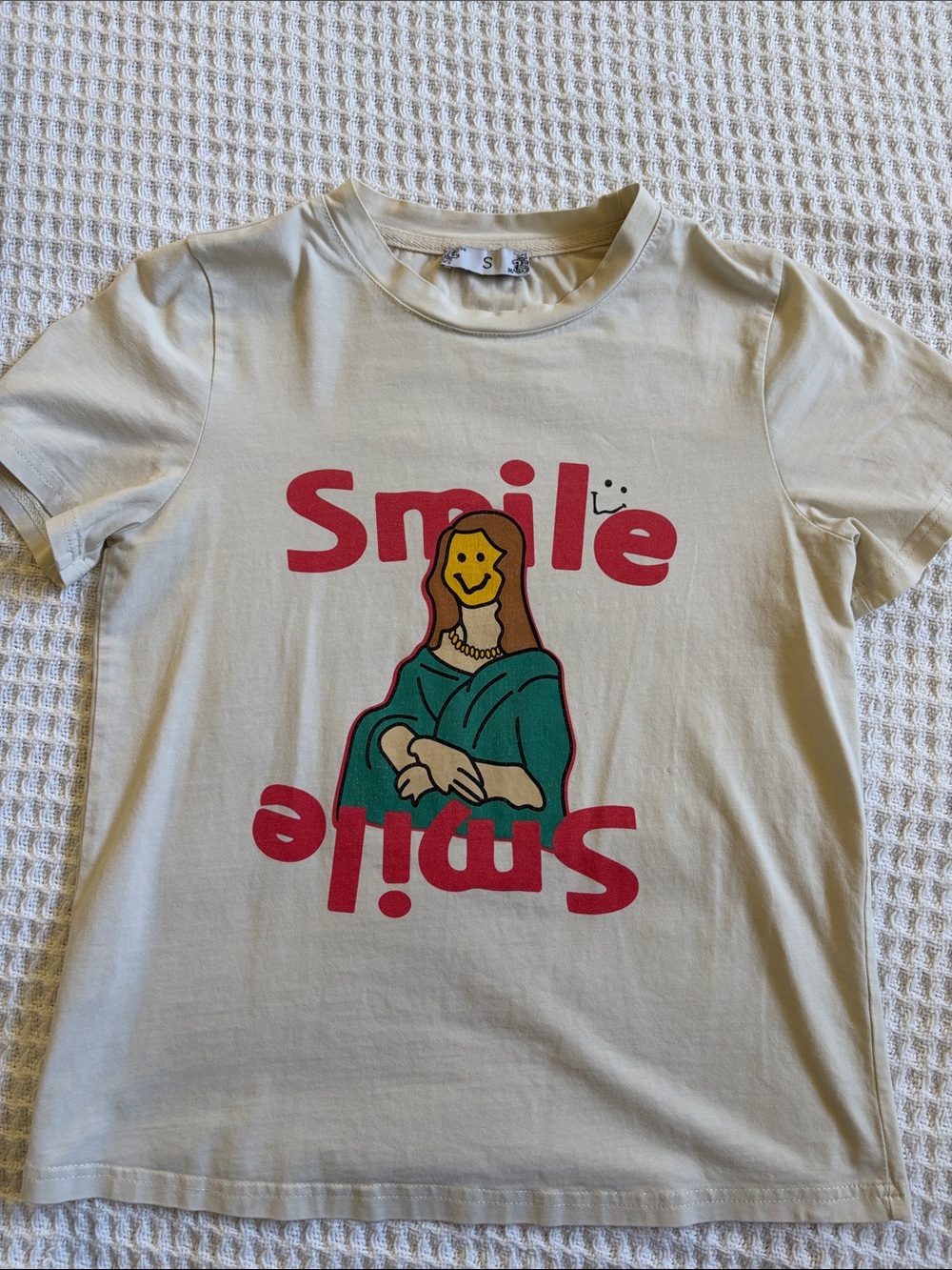 Cream 'Smile' Graphic Short Sleeve Tee